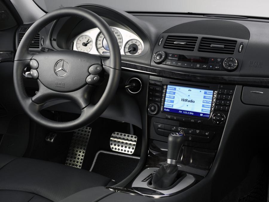  Mercedes-Benz E-Class 2002 года  (фото 80 из 448)